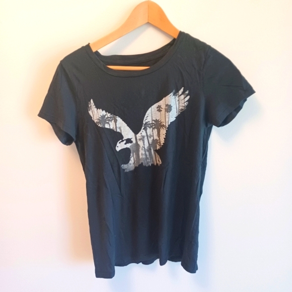 American Eagle Graphic Tee - Picture 1 of 3